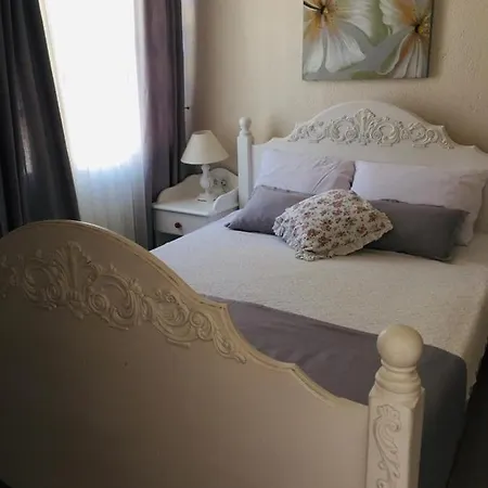 The White Hotell 2*