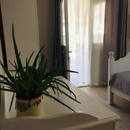 The White Hotell Alaçatı